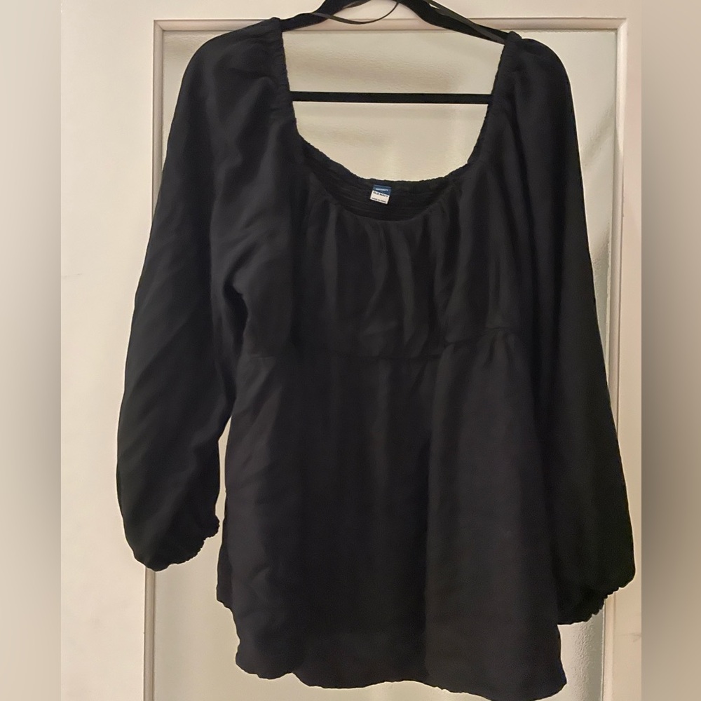 Old Navy Black Women's Maternity Peasant Tunic Top